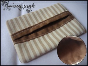Brown Stripes Tissue Pochette (B)