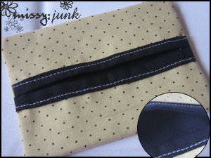 Blue Polka Dots Tissue Pochette