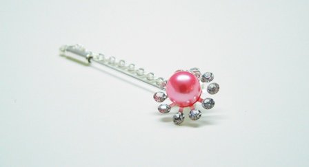 Pink hijab pin