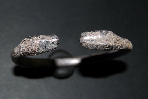 ROMAN SILVER SNAKE BRACELET