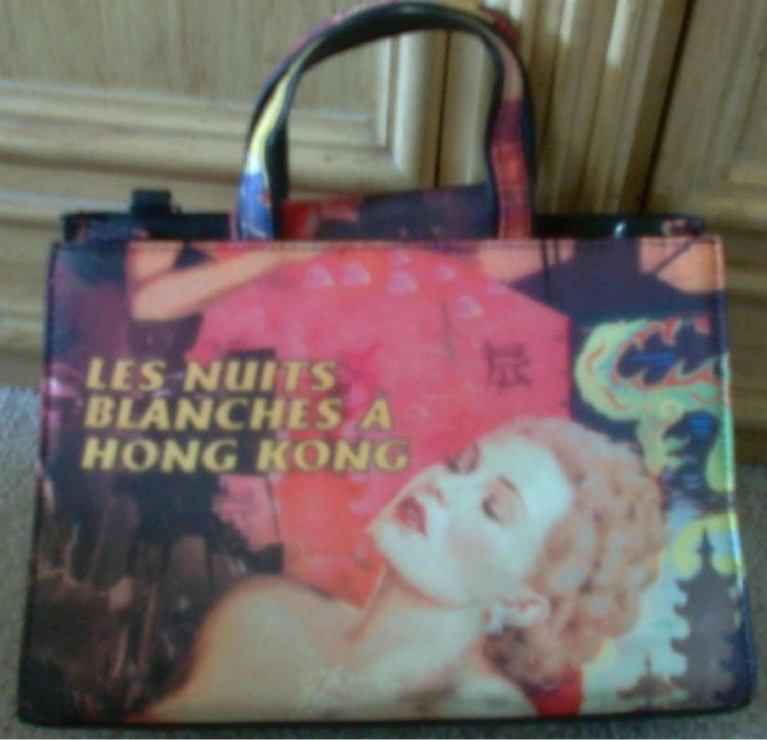 Les Nuits Blanches A Hong Kong purse