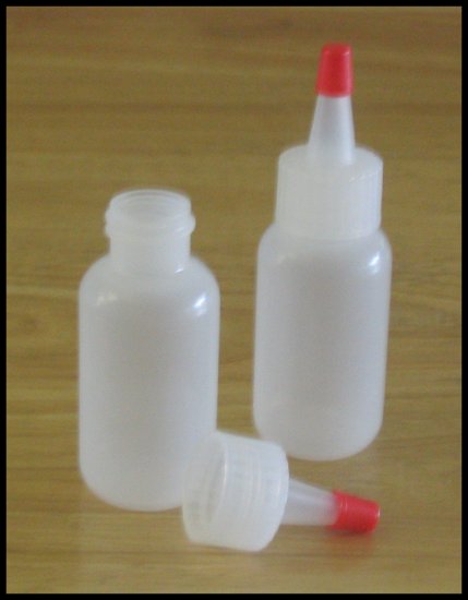 Plastic Squeeze Bottles 1oz w/ Yorker Spout Cap Lot of 25