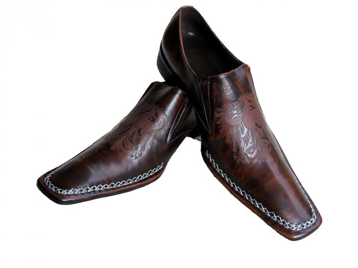 New Fiesso Hand Stitched Brown Shoe w/Nice Design Size 10