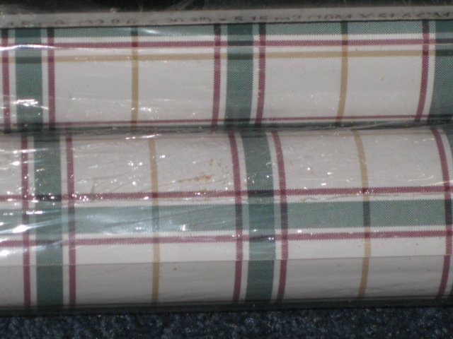 Plaid green wallpaper