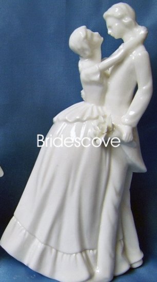 Porcelain Wedding Bride and Groom Cake Topper - Wedding Decoration / Gift - (HS90310)