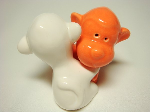 Ceramic Salt & Pepper Shakers Orange & White Monkey Hug