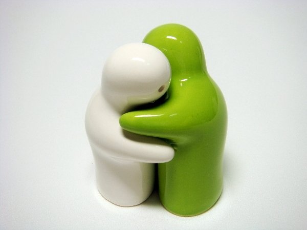 Ceramic Salt & Pepper Shakers Green & White Couple Hug