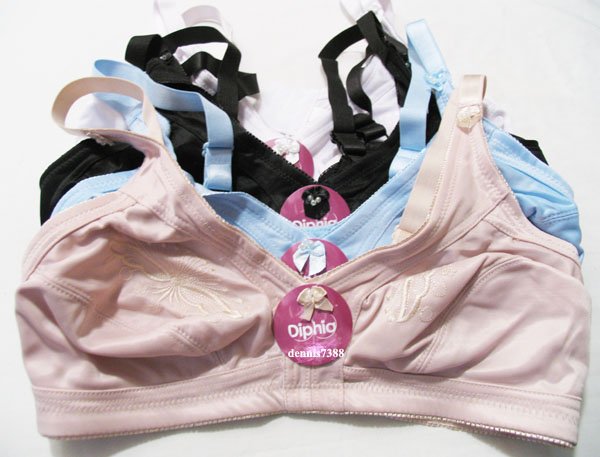 Brand New with Tags LOT 6 NO WIRE FULL COVERAGE BRA 42D