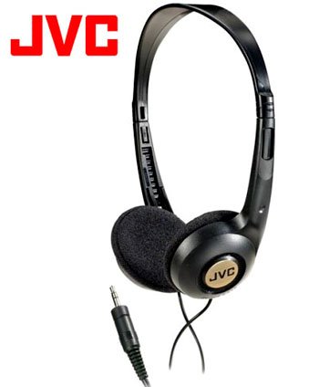 A LIVE PERFORMANCE RIGHT BETWEEN YOUR EARS