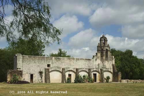 San Juan Court Yard Giclee Art Print 12x16