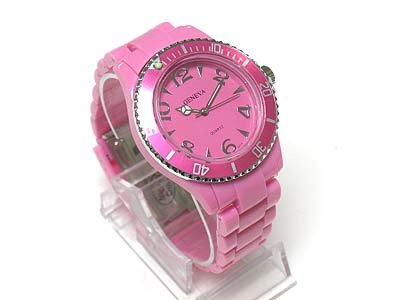 Designer inspired fashion watch(U15109AQ-61261)