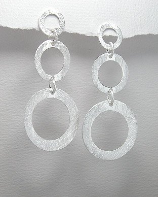 three circle earrings