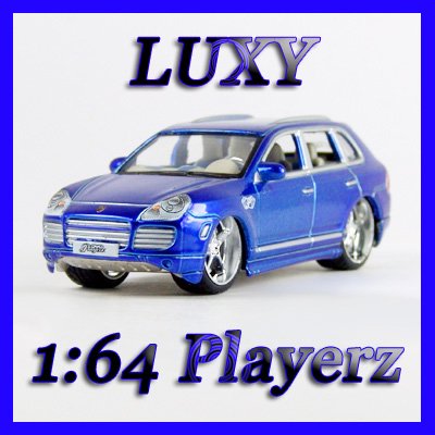 Maisto 1:64 PORSCHE CAYENNE TURBO EXCLUSIVE DUB Playerz Diecast Car Luxy Collectible Dark Blue