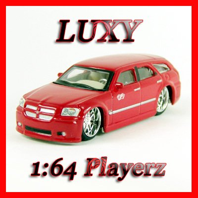 Maisto 1:64 2005 DODGE MAGNUM R/T DUB Playerz Diecast Car Model Luxy Collectibles Red