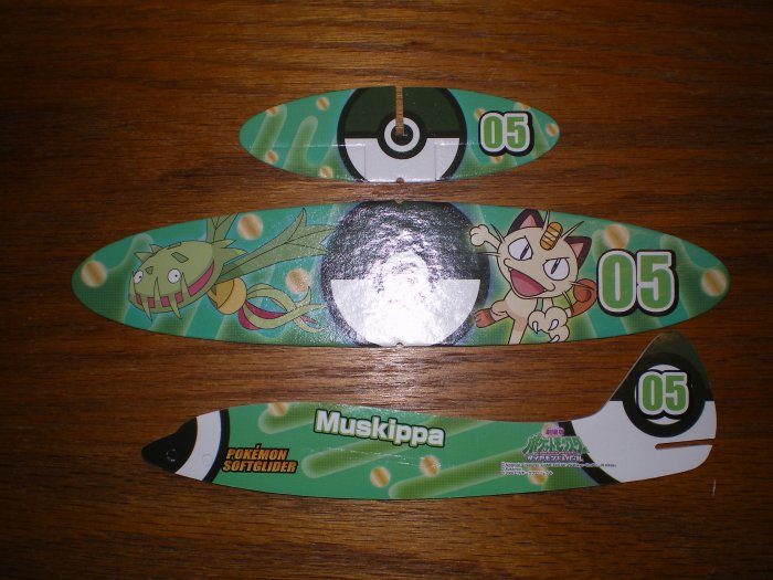 Carnivine and Meowth Plane