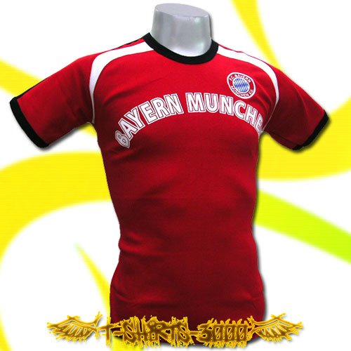 BAYERN MUNCHEN RED ATHLETIC FOOTBALL T-SHIRT SOCCER Size M / H34