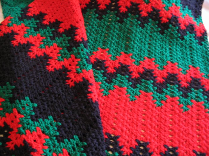 NUBIAN KWANZAA RIPPLE AFGHAN HANDMADE CROCHET CROCHETED
