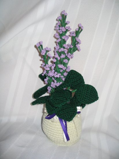 LILACS FLORAL FLOWER ARRANGEMENT HANDMADE CROCHET CROCHETED