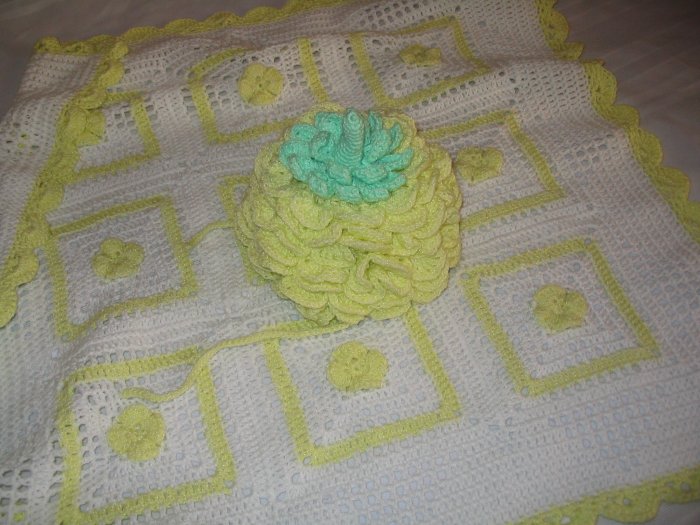 POSIES HAT AND MATCHING BLANKET HANDMADE CROCHET CROCHETED