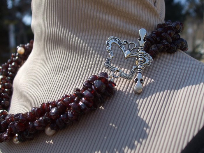 Garnet Chips and Freshwater Pearl Necklace