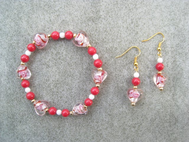 Red Pink Hearts Cherry Red Jade Stretch Bracelet Ear Rings Set