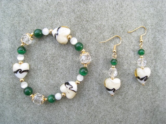 Champagne Yellow Heart Green Cats Eye Bracelet Ear Ring Set