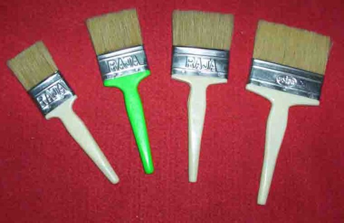 R -13 Epoxy & resin using brush