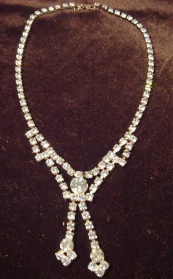 Vintage Prom Necklace Blue Rhinestones GORGEOUS!