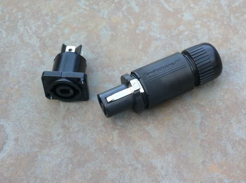 NEW Switchcraft Male Female speakon connetor set