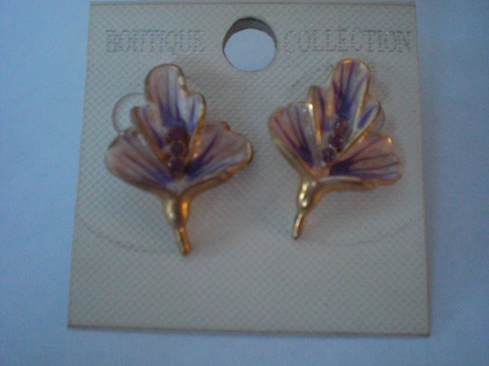 Lilac Flower Earrings with Purple Rhinestones