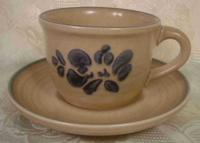PFALTZGRAFF FOLK ART CUPS & SAUCERS - 4 SETS