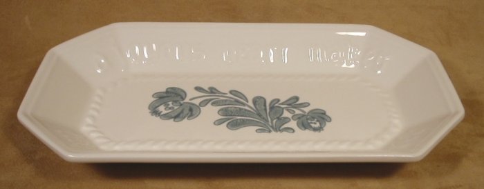 PFALTZGRAFF YORKTOWNE BREAD TRAY PLATE