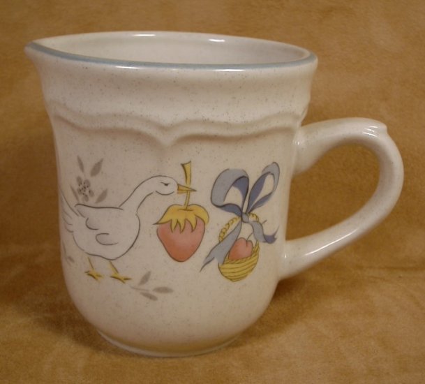 INTERNATIONAL CHINA MARMALADE GEESE CREAM SYRUP PITCHER