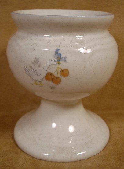 INTERNATIONAL CHINA MARMALADE GEESE CANDLE HOLDER