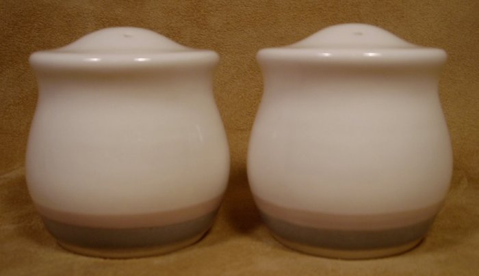 PFALTZGRAFF AURA SALT & PEPPER SET