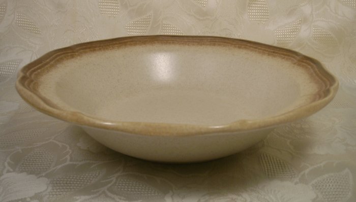 MIKASA WHOLE WHEAT E8000 LG. VEGETABLE SERVING BOWL