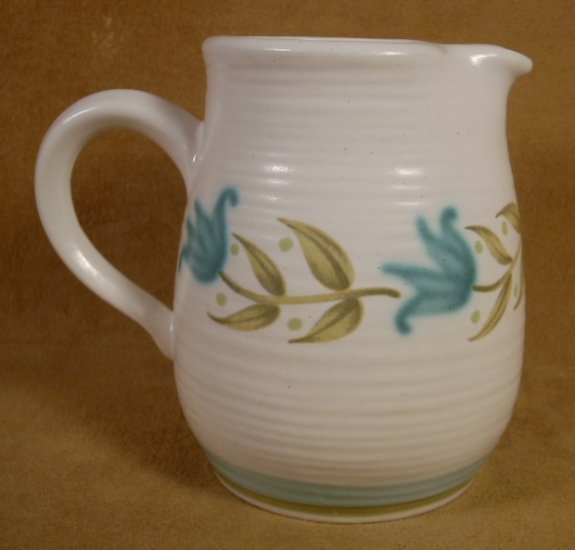 VINTAGE FRANCISCAN TULIP TIME CREAM OR SYRUP PITCHER
