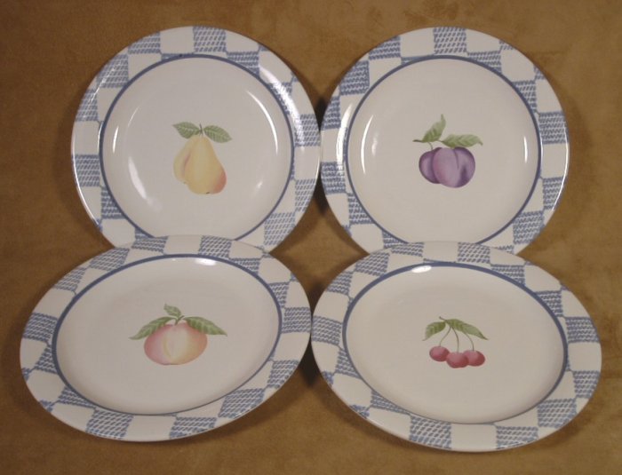 PFALTZGRAFF HOPSCOTCH SET OF 4 SALAD PLATES