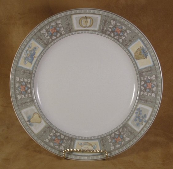MIKASA STUDIO NOVA SANTA BARBARA LARGE ROUND PLATTER