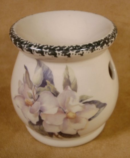HOME & GARDEN PARTY MAGNOLIA TART WARMER
