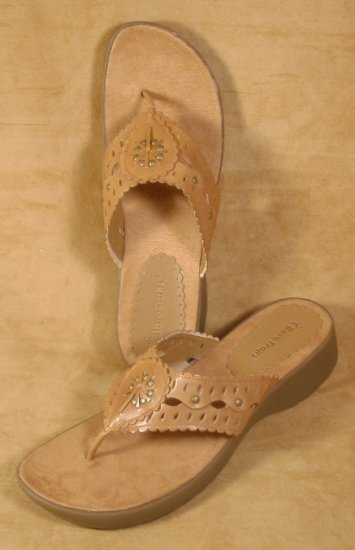 BEAR TRAPS OBSERVE CAMEL LEATHER THONGS 10 M *NIB* *SHIPS FREE*