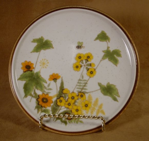 MIKASA NATURAL BEAUTY FRESH FROM THE GARDEN SM. PLATES