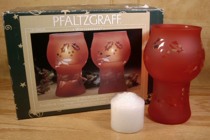 PFALTZGRAFF WINTERBERRY MINI FLOATING PILLAR CANDLES *NIB*
