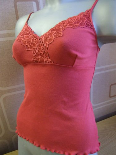 ex kew cotton & lace red shaped vest 10/12 S BN