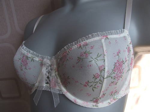 36dd cream pink floral non padded balcony bra ex stores