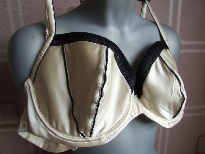 34f m&s ceriso cream satin padded balcony bra BNWOT