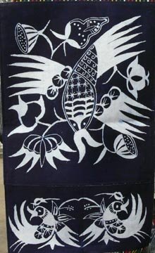 the middle size the birds and the lotus wax printing
