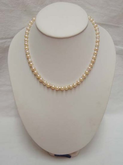 Shining Sea Pearl Beads Beautiful String Necklace