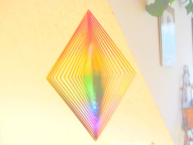 3D reflecting colorful rhomb shaped WIND SPINNER NEW