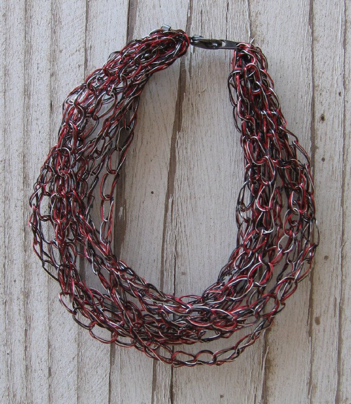 Crochet Bracelet Red, Black and Silver Chain Wire Colored Copper WG2
